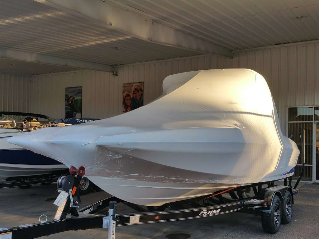 Tracker Boating Center | 14908 I-45 North Freeway, Houston, TX 77090 | Phone: (281) 209-0900