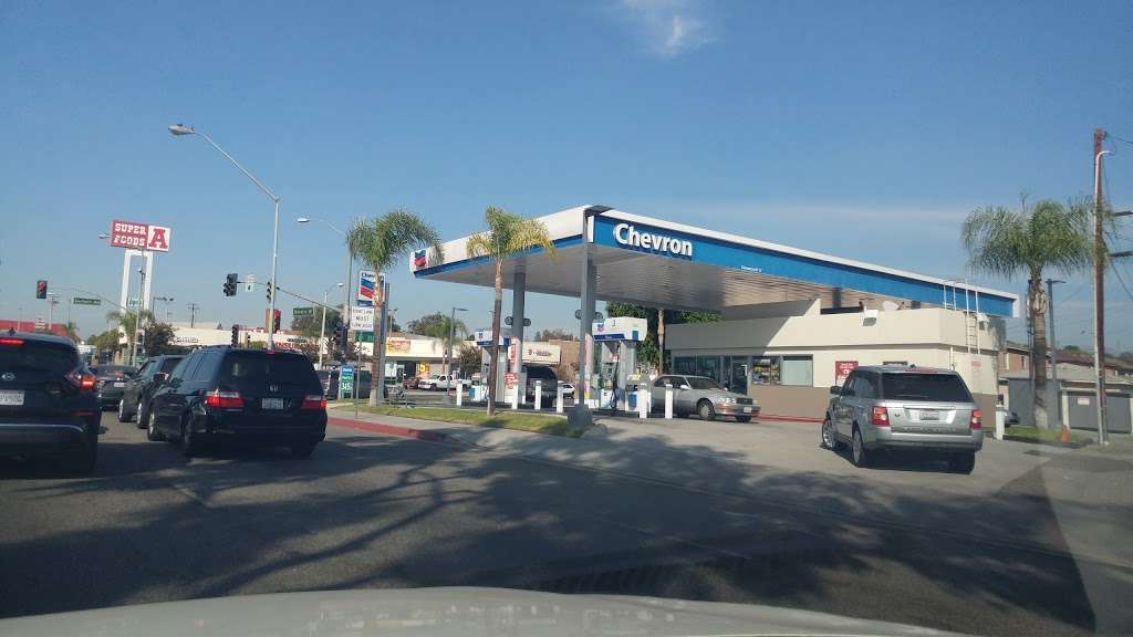 Chevron | 500 N Garfield Ave, Montebello, CA 90640, USA | Phone: (323) 724-3318