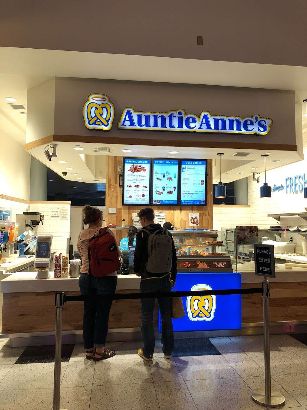 Auntie Annes | 5757 Wayne Newton Boulevard, Las Vegas, NV 89119, USA