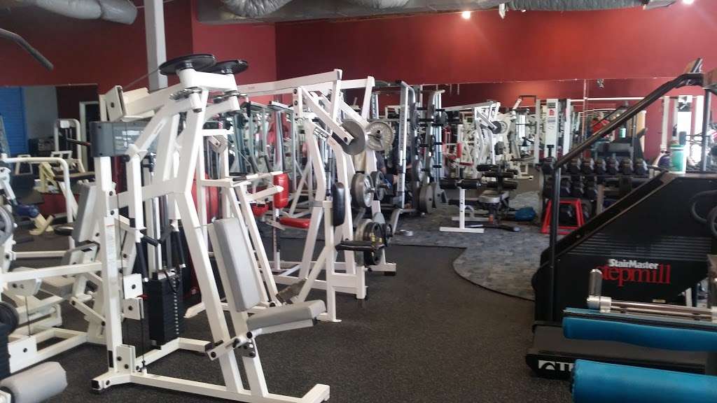 Ultimate Fitness | 1609 E Bell Rd, Phoenix, AZ 85022, USA | Phone: (602) 301-8720