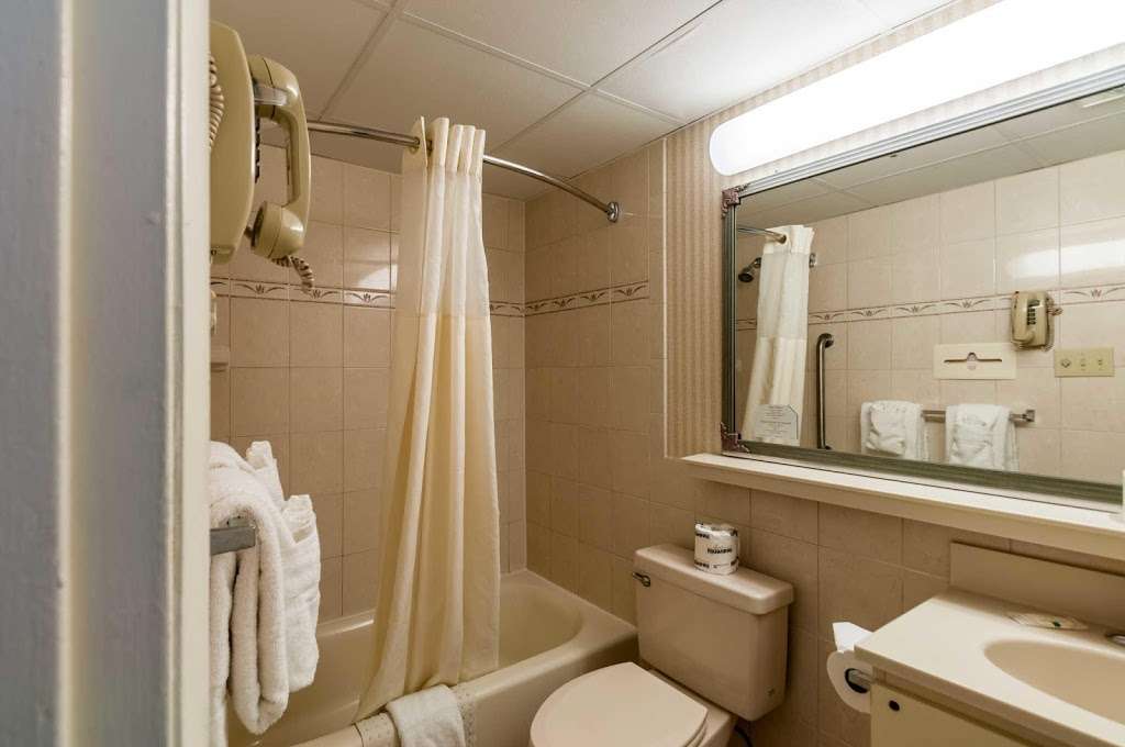 Quality Inn Boardwalk | 1601 Atlantic Ave, Ocean City, MD 21842, USA | Phone: (410) 289-4401