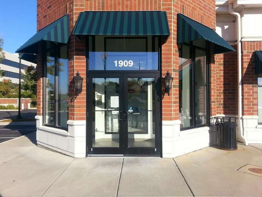 Renee Fox Hair Salon | 1909 S Meyers Rd, Villa Park, IL 60181 | Phone: (630) 520-5553