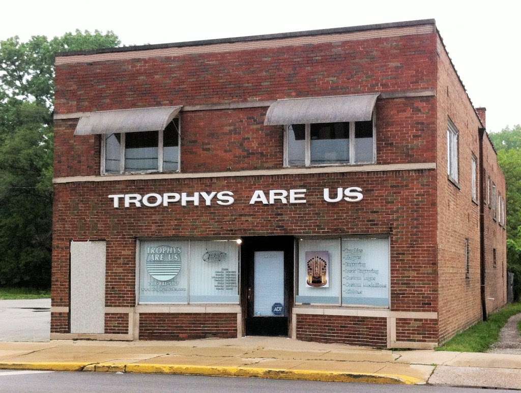 Trophys Are Us | 14075 Lincoln Ave, Dolton, IL 60419, USA | Phone: (708) 841-5757