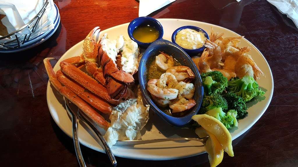 Red Lobster | 455 Gateway Dr, Brooklyn, NY 11239, USA | Phone: (718) 964-2057