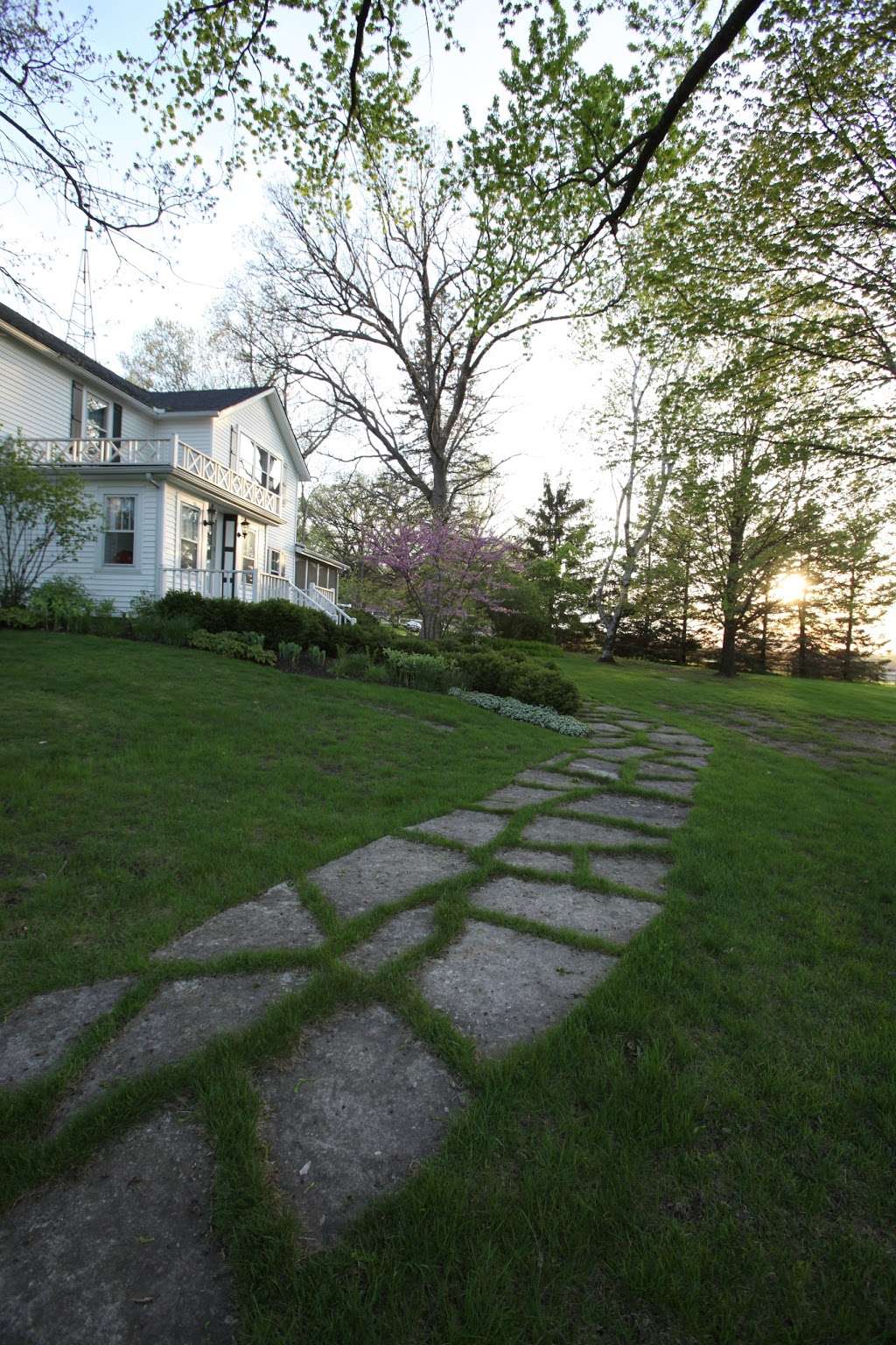 Keefe Real Estate 204 Commerce Ct 1, Elkhorn, WI 53121, USA