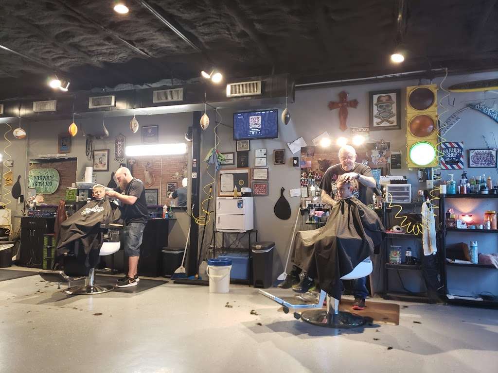 Super Star Cuts Barbershop | 107 N Kaufman St, Seagoville, TX 75159, USA | Phone: (972) 322-4762