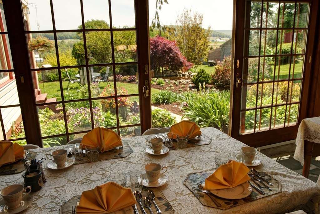 Churchtown Inn Bed & Breakfast | 2100 Main St, Narvon, PA 17555, USA | Phone: (717) 445-7794