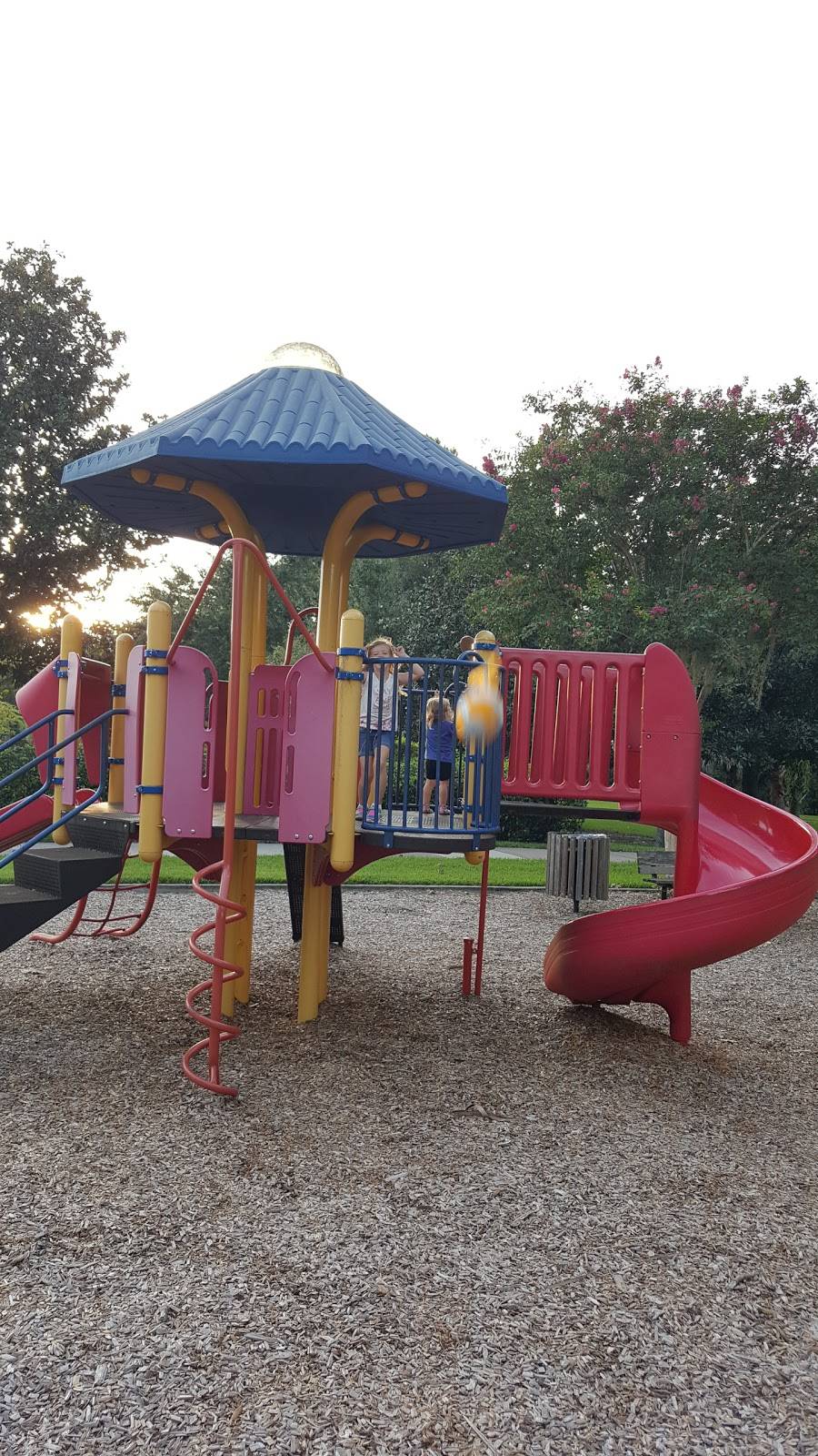 Reeves Terrace Neighborhood Center | 150 Mc Jordan Ave, Orlando, FL 32801, USA | Phone: (407) 246-4471