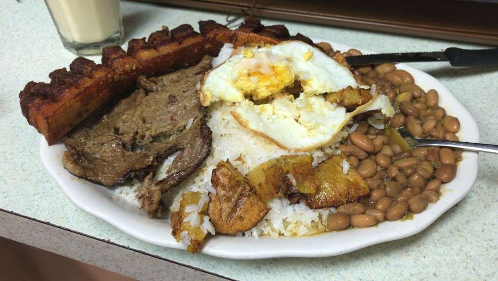 La Esquina del Sabor | 1 Unity Ave, Revere, MA 02151, USA | Phone: (781) 286-0033