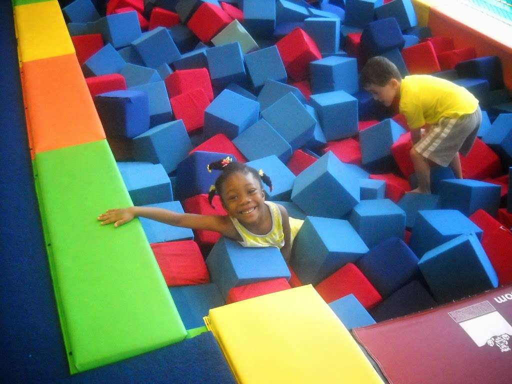 Kids Kastle Family Day Care/Preschool | 1 Rochelle Rd, Norwalk, CT 06854, USA | Phone: (203) 838-1696