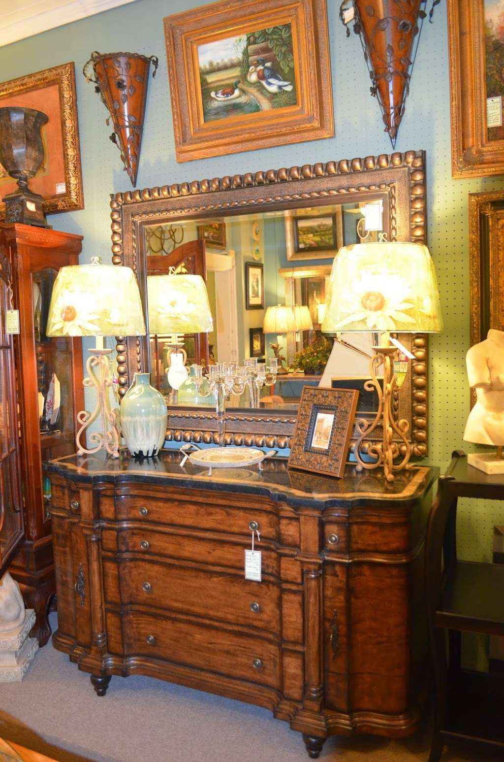 Shops UpFront | 1109 W Front St, Statesville, NC 28687, USA | Phone: (704) 873-2056