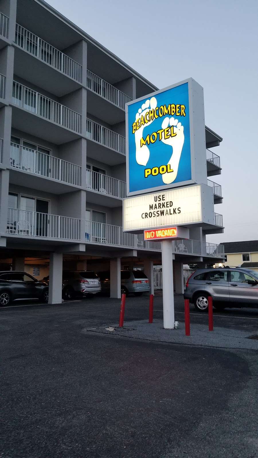 Beachcomber Motel | 7500 Coastal Hwy, Ocean City, MD 21842, USA | Phone: (866) 872-9159