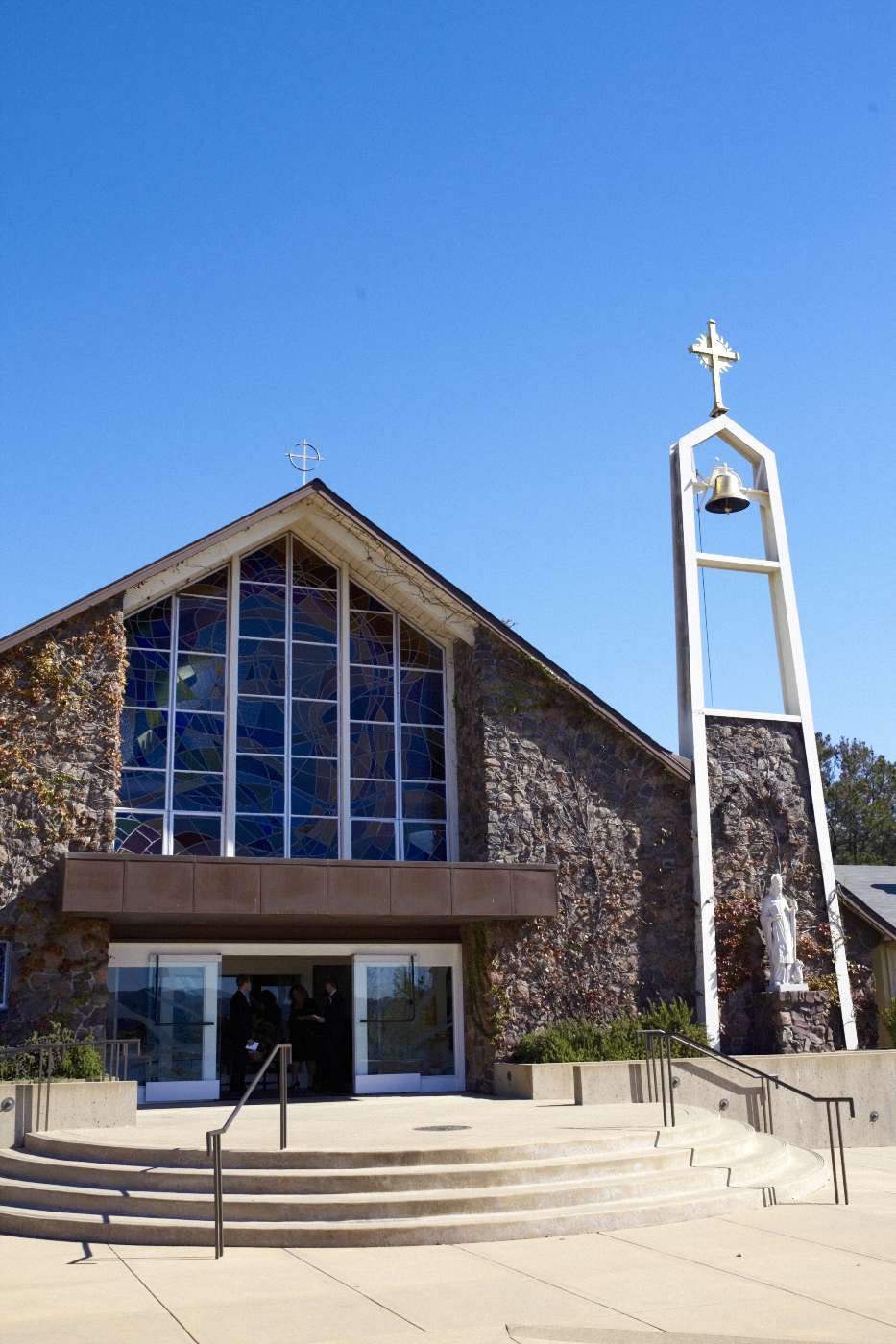 St. Hilary Catholic Church | 761 Hilary Dr, Belvedere Tiburon, CA 94920, USA | Phone: (415) 435-1122