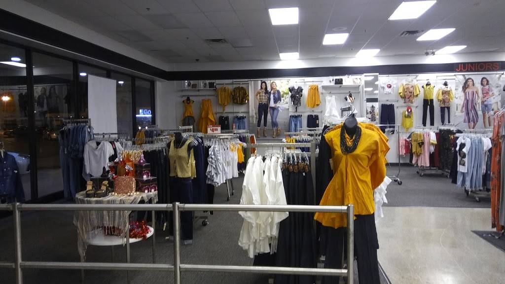 Its Fashion Metro | 4605 NW 23rd St #850, Oklahoma City, OK 73127, USA | Phone: (405) 948-0166