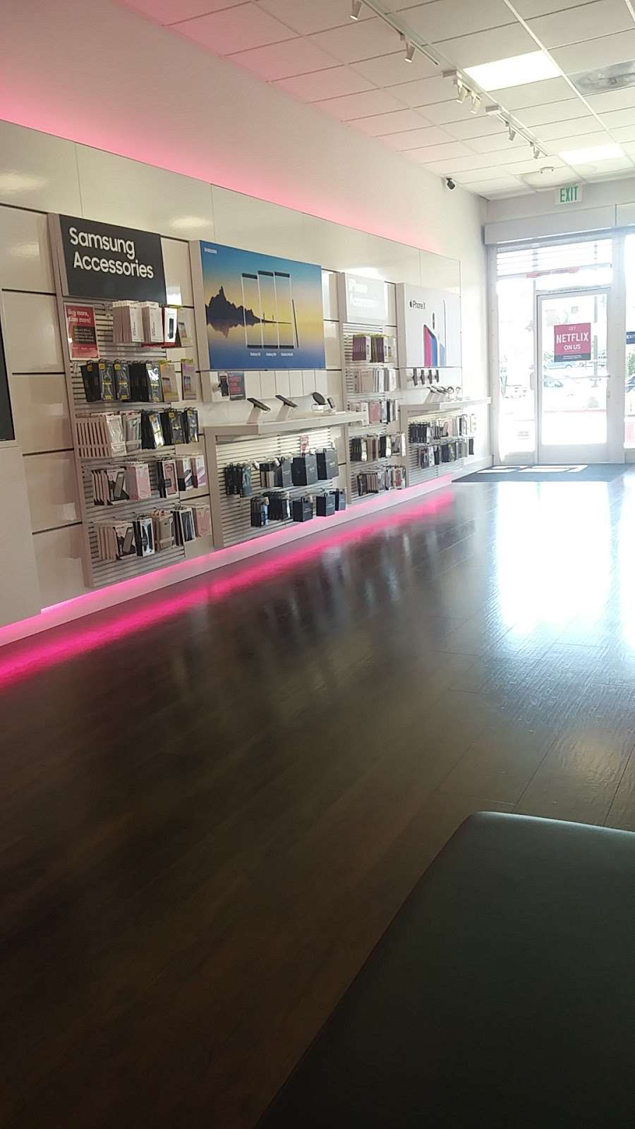 T-Mobile | 33694 Yucaipa Blvd Ste 4, Yucaipa, CA 92399, USA | Phone: (909) 797-1001