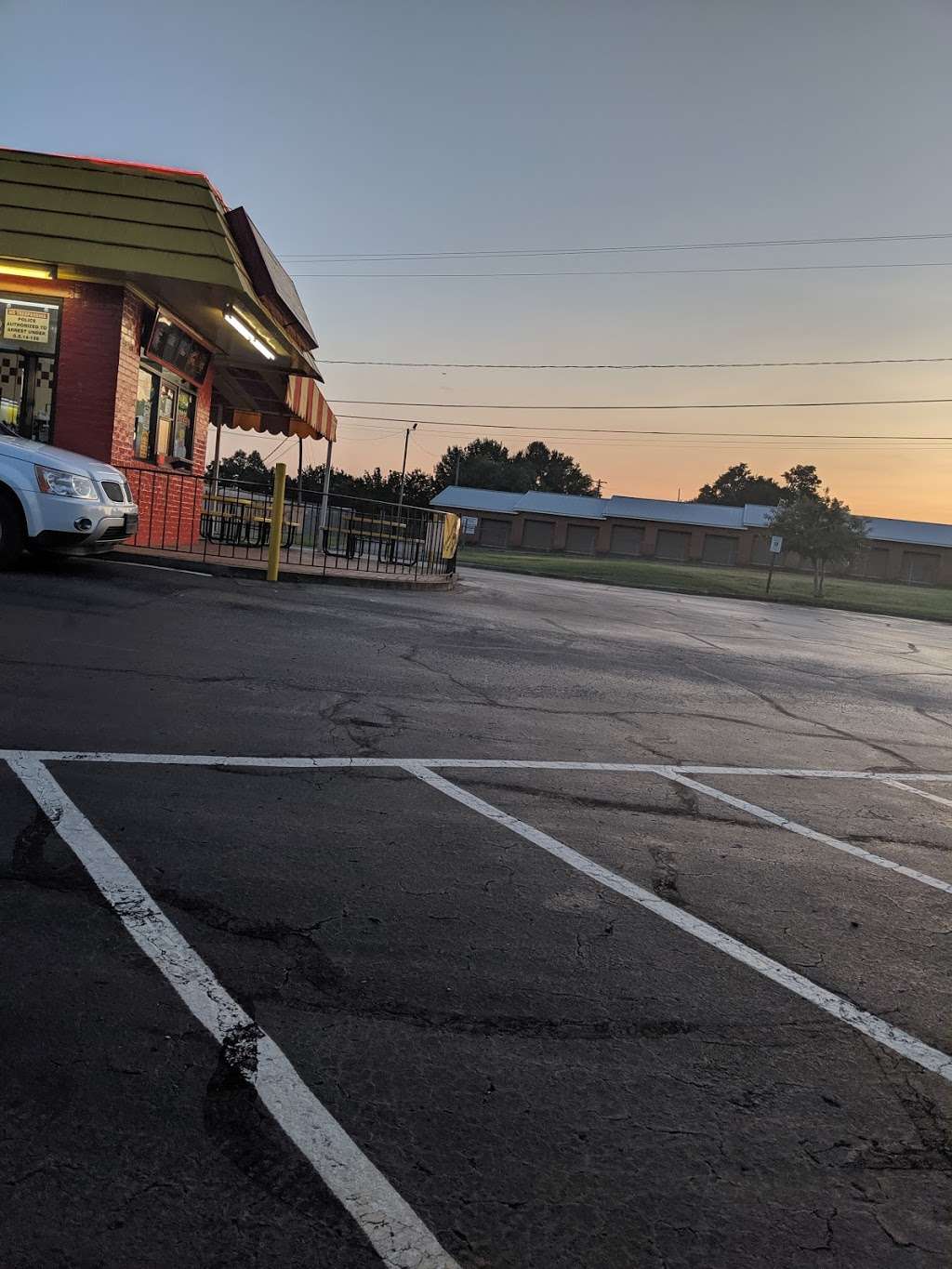 Circus Hall of Cream | 211 22nd St SW, Hickory, NC 28602, USA | Phone: (828) 328-4214
