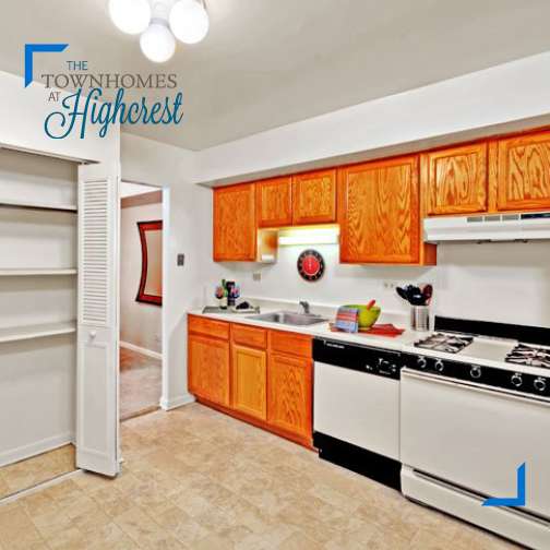 Highcrest Townhomes | 3514 83rd St, Woodridge, IL 60517, USA | Phone: (630) 948-8252