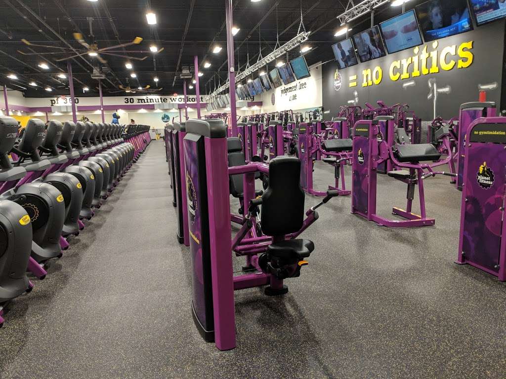 Planet Fitness | 1730 S Buckley Rd, Aurora, CO 80017 | Phone: (720) 204-2322