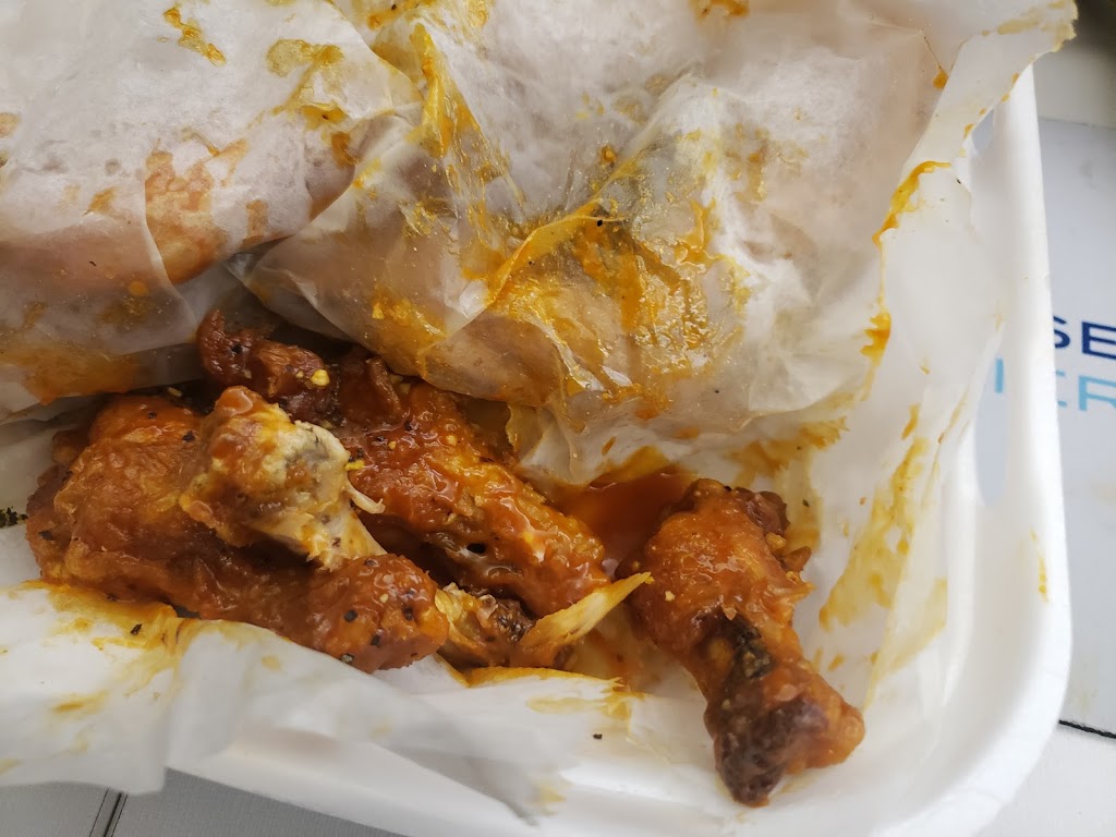 Supreme Hot Wings | 1674 Whitten Rd #102, Memphis, TN 38134, USA | Phone: (901) 373-0123