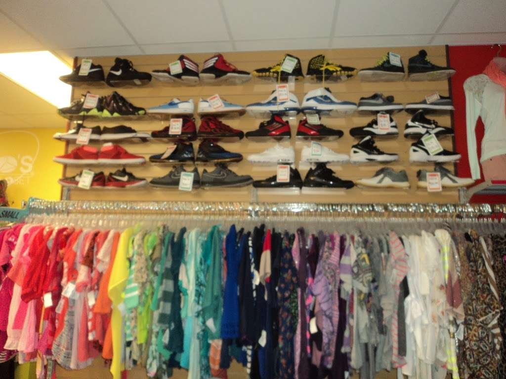 Platos Closet | 3125 Calumet Ave, Valparaiso, IN 46383, USA | Phone: (219) 228-8749