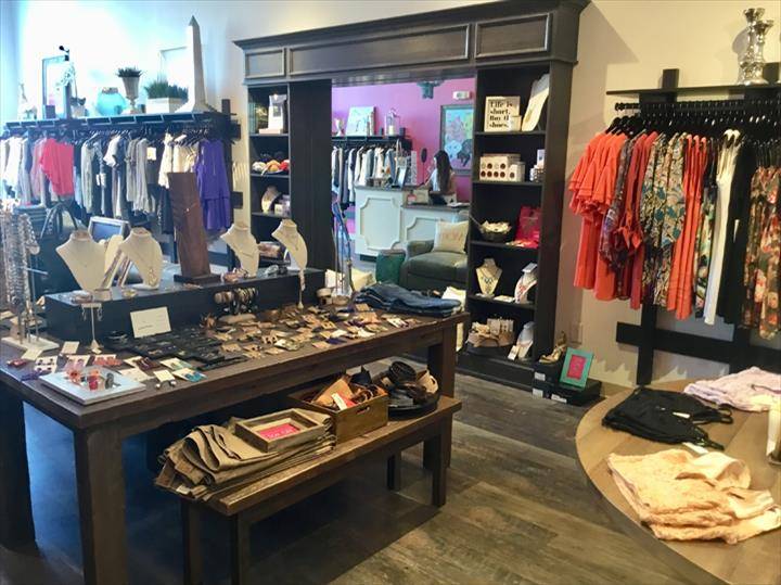 Scout & Mollys Boutique | 120 The Summit at Fritz Farm, Suite 140, Lexington, KY 40517, USA | Phone: (859) 309-9247