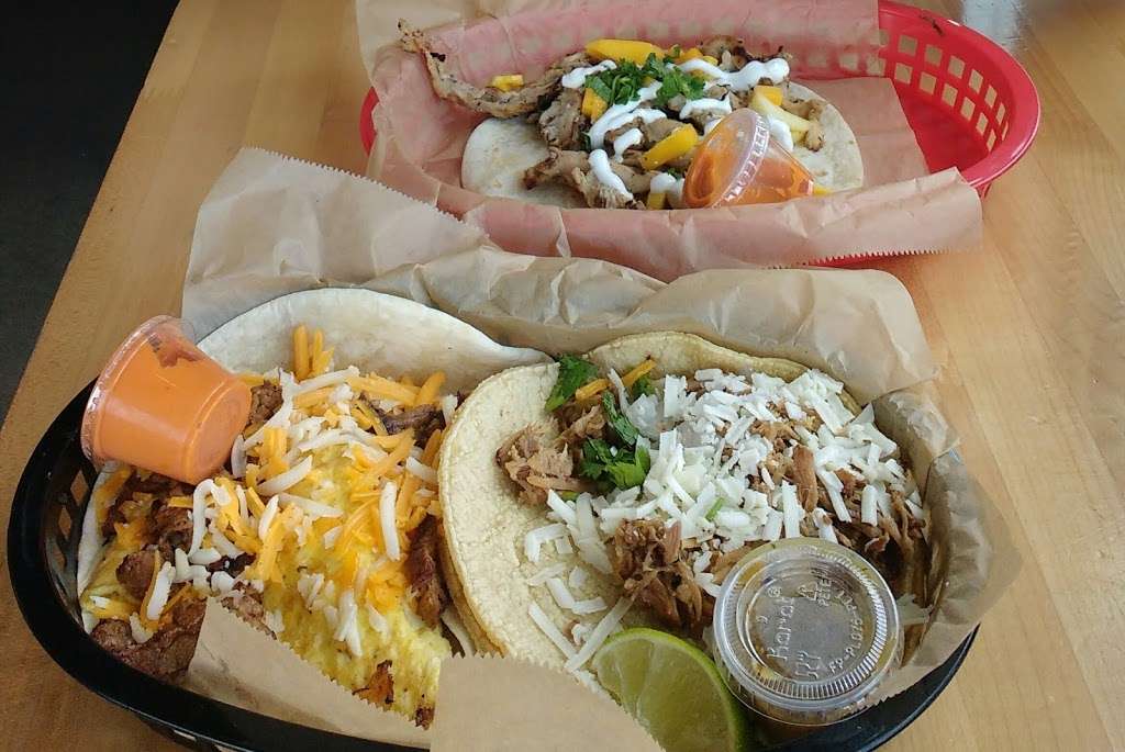 Torchys Tacos | 8281 E Northfield Blvd, Denver, CO 80238, USA | Phone: (303) 375-1733