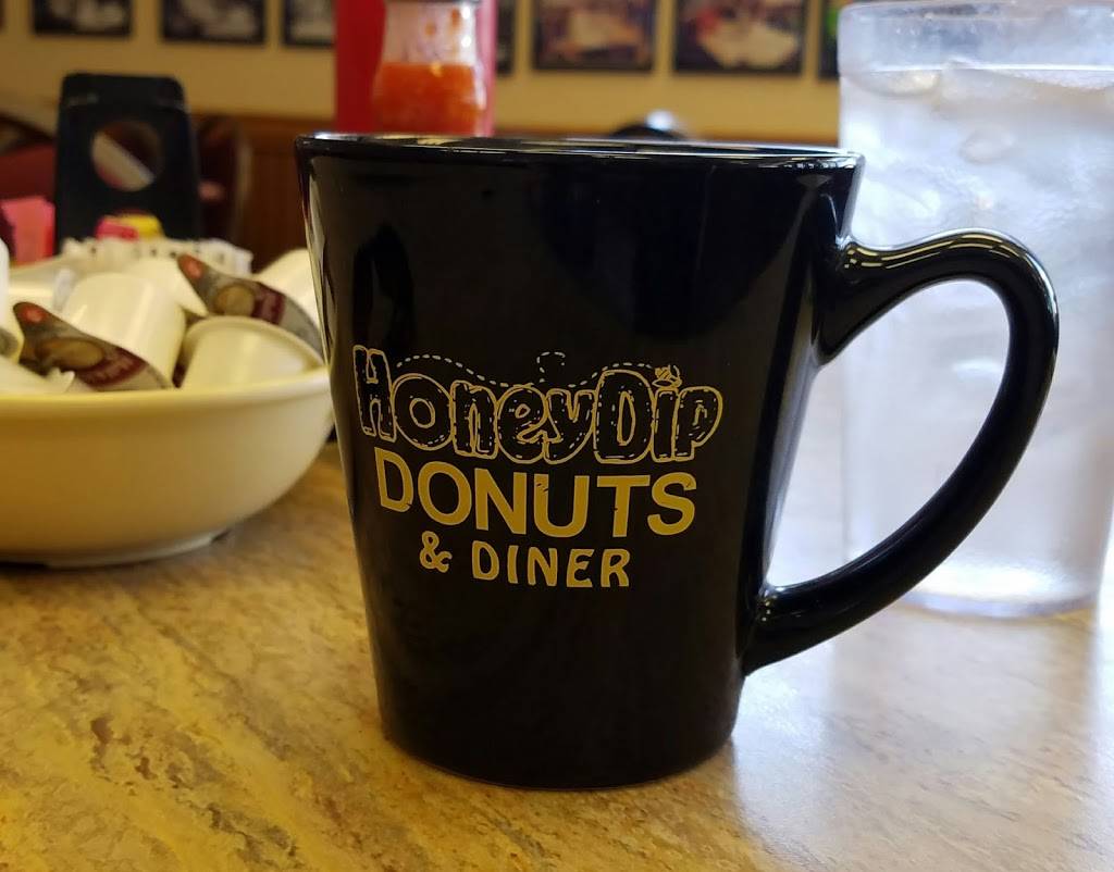 HoneyDip Donuts & Diner | 4480 Kenny Rd, Columbus, OH 43220, USA | Phone: (614) 459-0812