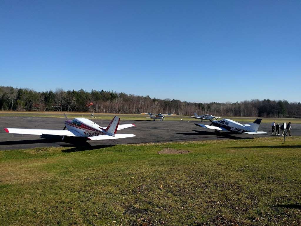 Cherry Ridge Airport-N30 | 30 Bomber Ln, Honesdale, PA 18431, USA | Phone: (570) 253-5833