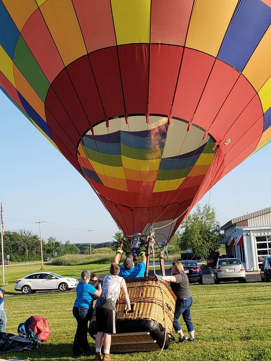 WindDancer Balloon Promotions | W241S4115 Pine Hollow Ct, Waukesha, WI 53189, USA | Phone: (414) 587-6425