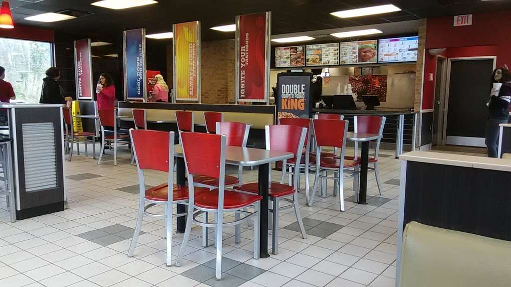 Burger King | 200 Market St, Cramerton, NC 28032, USA | Phone: (704) 824-7600
