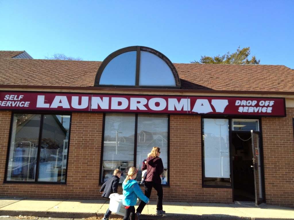 Oyster Bay Laundromat | 338 Lexington Ave, Oyster Bay, NY 11771, USA | Phone: (516) 922-9103