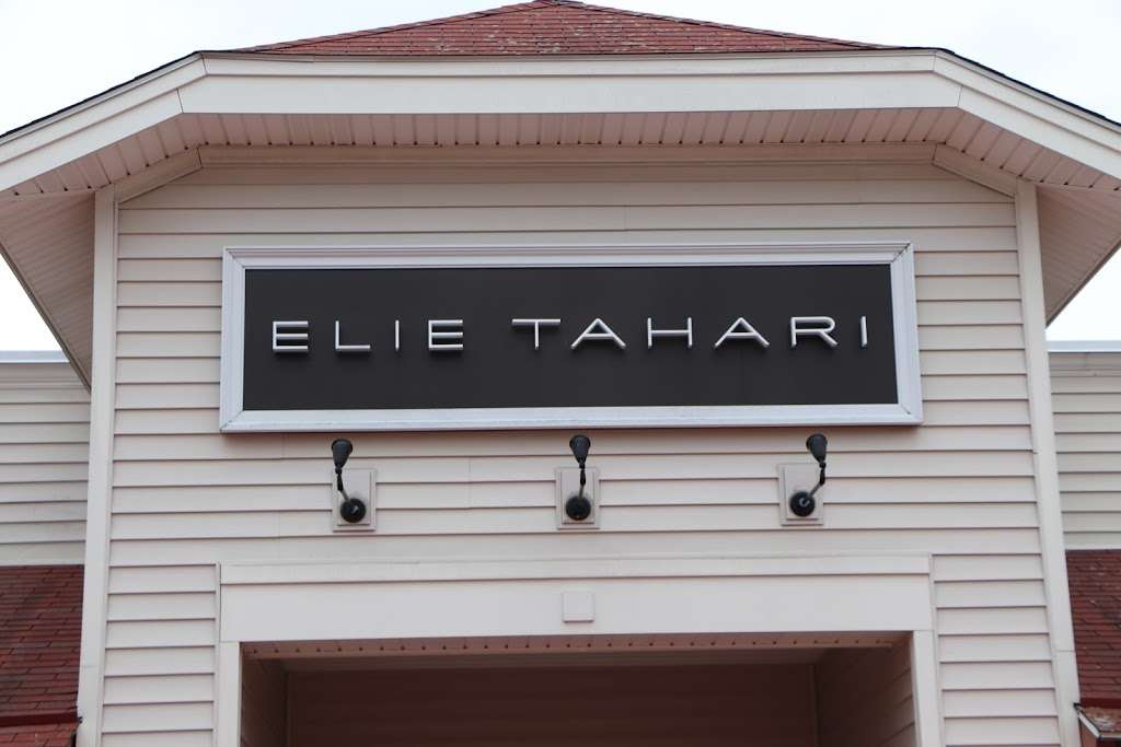 Elie Tahari | 1 Outlet Blvd #275, Wrentham, MA 02093, USA | Phone: (508) 384-2381