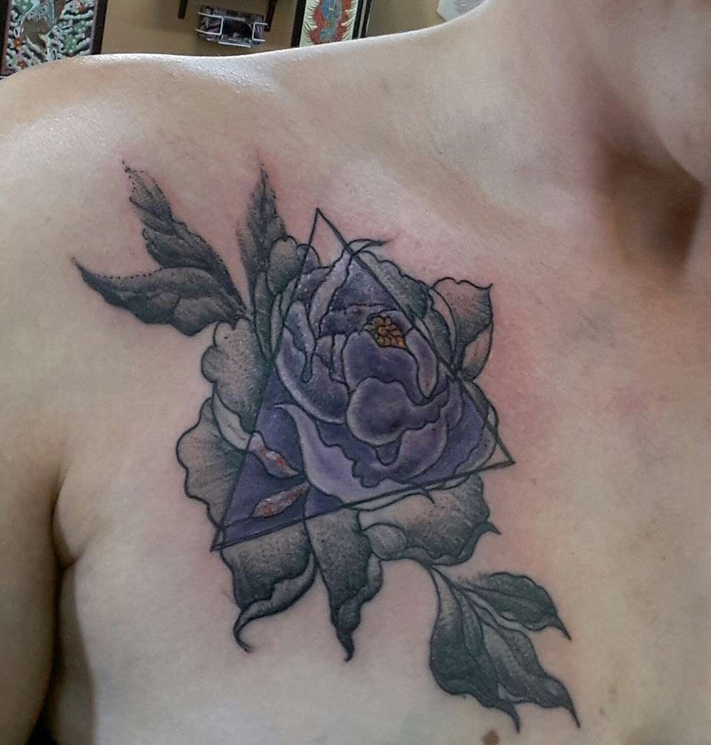 A1 Tattoo Co | 6805 N Oak Trafficway, Gladstone, MO 64118 | Phone: (816) 436-0622