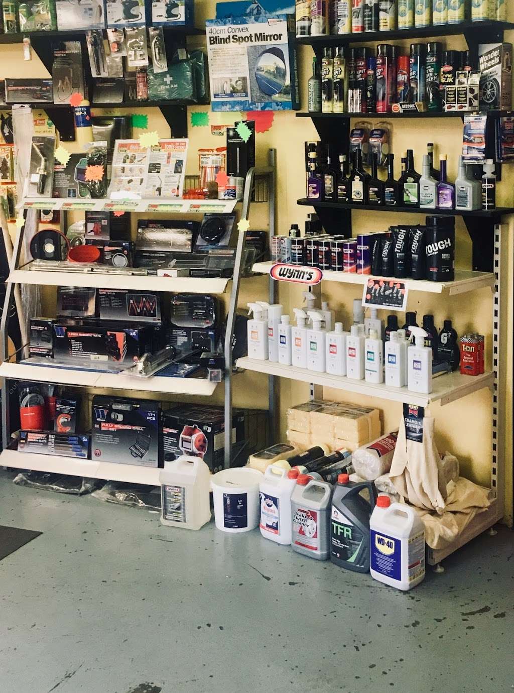 Jayar Car Parts Northfleet | Unit M1/M2 Kent Kraft Industrial Estate, Lower Rd, Northfleet, Gravesend DA11 9SR, UK | Phone: 01322 381391