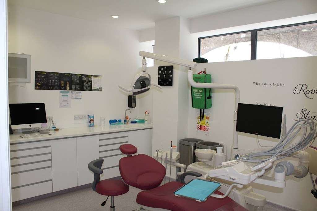 SDA Dental Studio | 1, 9 Salter St, Poplar, London E14 8BH, UK | Phone: 020 7987 2480