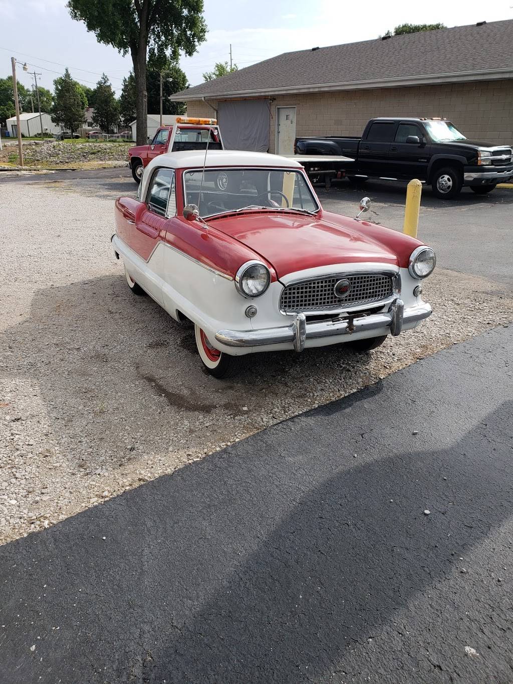 Bob Patterson Auto Sales | 129 E St Louis Ave, East Alton, IL 62024, USA | Phone: (618) 580-1768