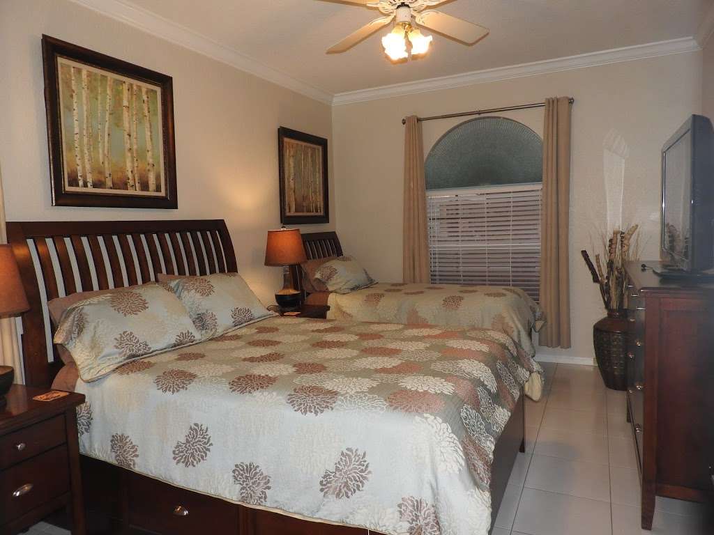 7602 Charing Cross Lane Delray Beach Florida rental home | 7602 Charing Cross Ln, Delray Beach, FL 33446, USA | Phone: (905) 920-0053