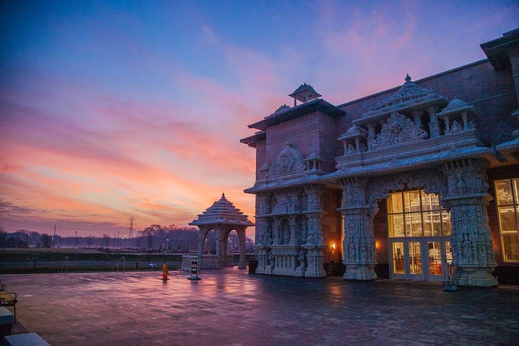 BAPS Shri Swaminarayan Mandir | 112 N Main St, Windsor, NJ 08561, USA | Phone: (609) 918-1212