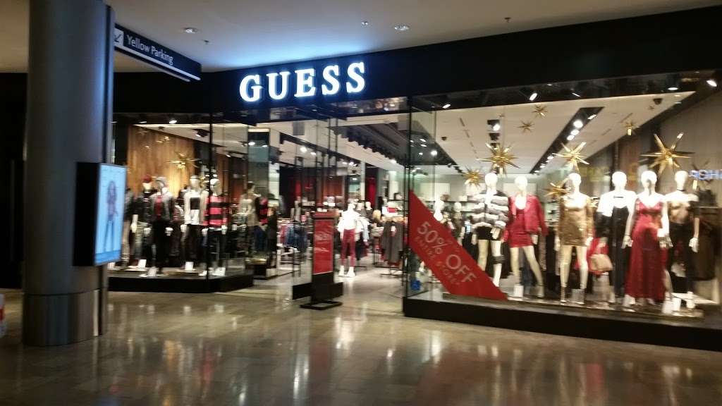 GUESS | 3200 S Las Vegas Blvd Space 1460, Las Vegas, NV 89109, USA | Phone: (702) 691-2541