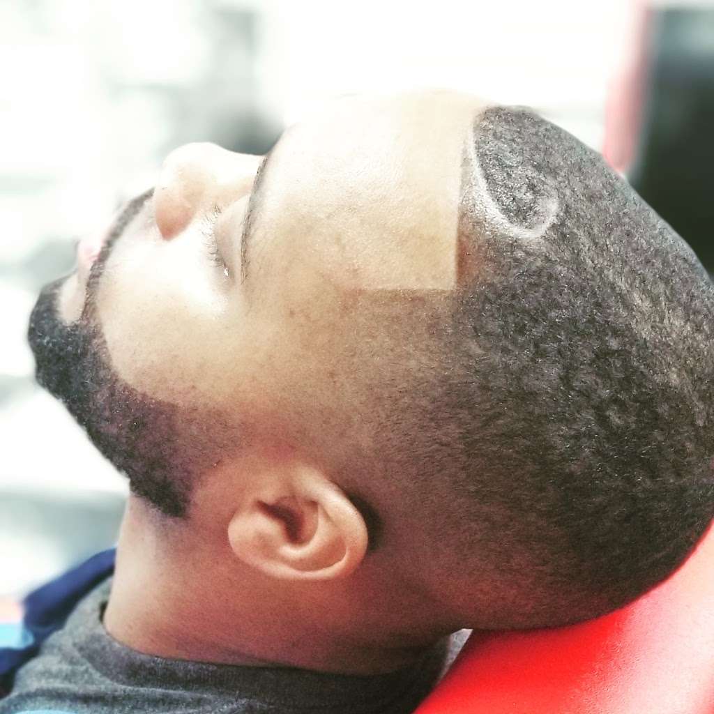 Finesse It Pro barbershop | 3405 W Columbus Dr C, Tampa, FL 33607, United States | Phone: (813) 374-5703