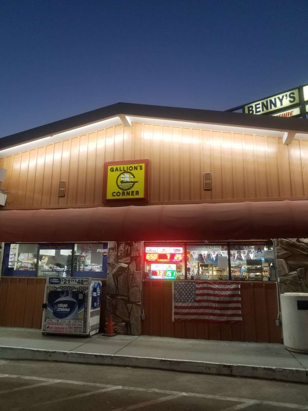 Gallions Castaic Corner | 31515 Parker Rd, Castaic, CA 91384 | Phone: (661) 257-3523