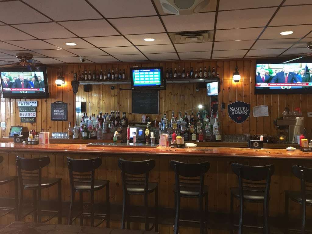 Smittys Sports Pub | 445 Bay St, Taunton, MA 02780, USA | Phone: (774) 409-2994