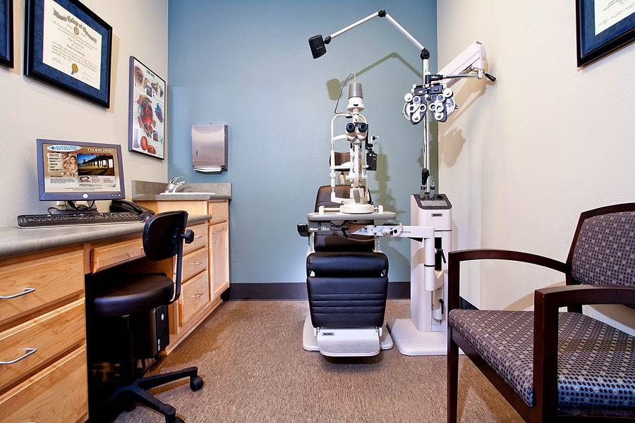 Huntington Beach Optometry | 5890 Edinger Ave, Huntington Beach, CA 92649 | Phone: (714) 840-2020