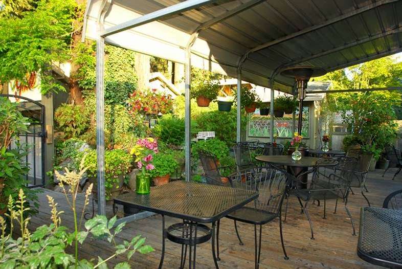 Garden Grill | 17132 CA-116, Guerneville, CA 95446, USA | Phone: (707) 869-3922