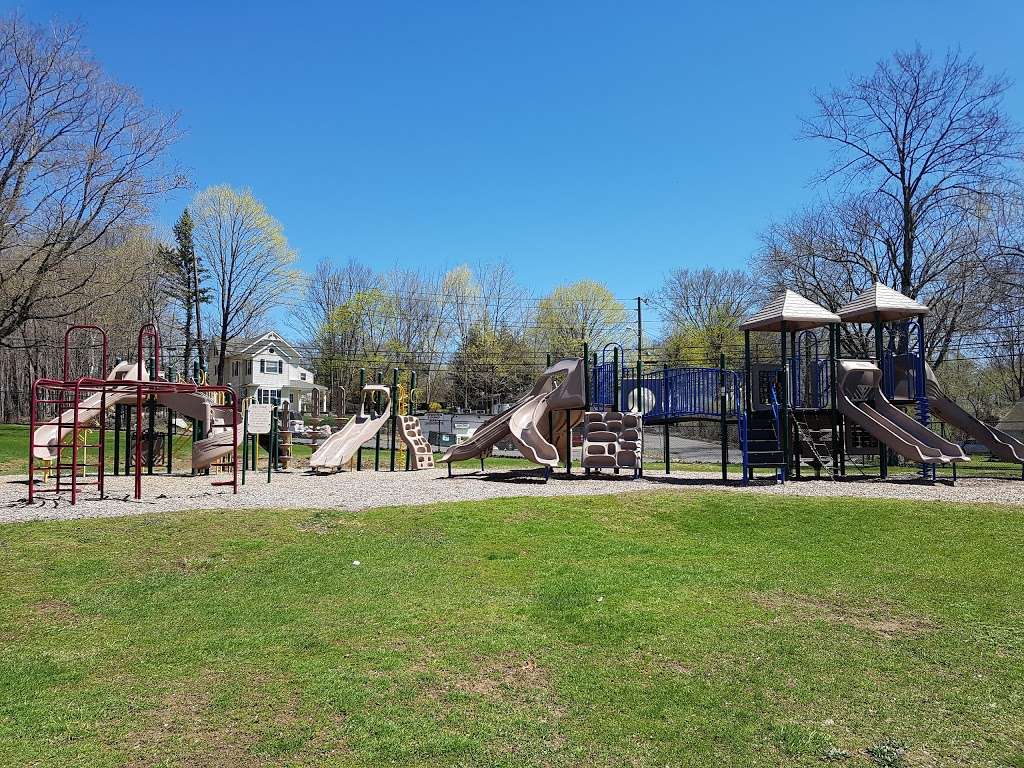 Danbury Town Park | 36 E Hayestown Rd, Danbury, CT 06811 | Phone: (203) 797-4632