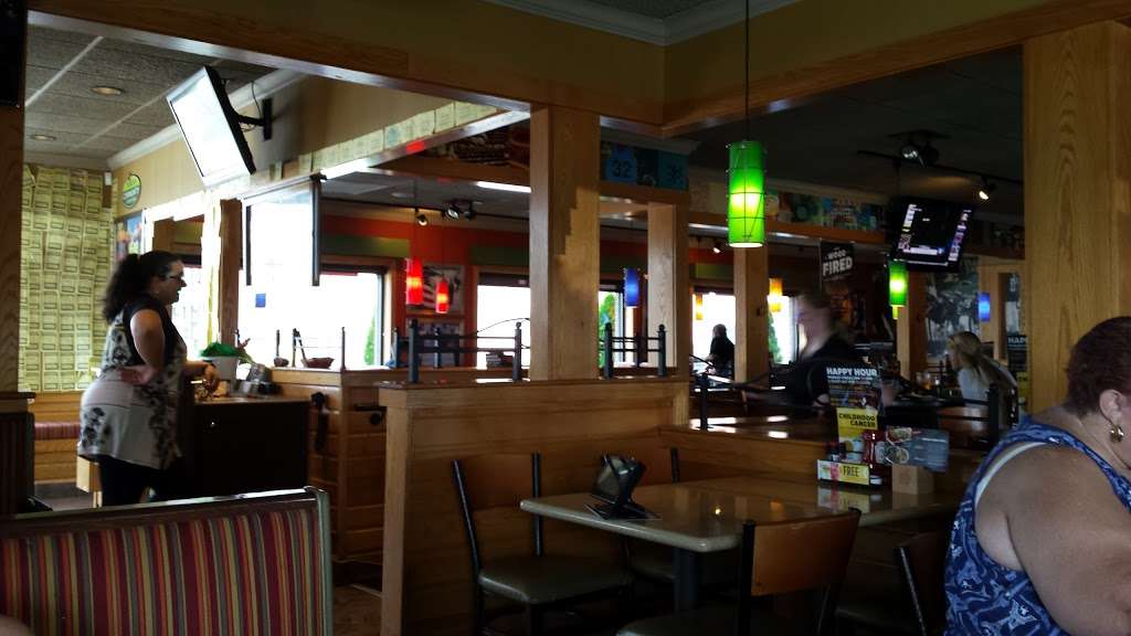 Applebees Grill + Bar | 610 W Nicholson Rd, Audubon, NJ 08106, USA | Phone: (856) 547-9000