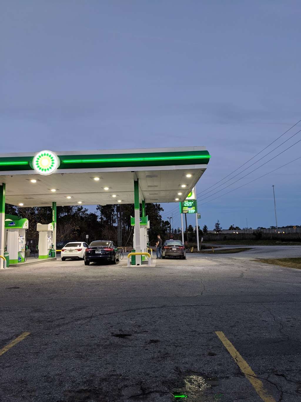 BP | 2845 E New York Ave, DeLand, FL 32724, USA