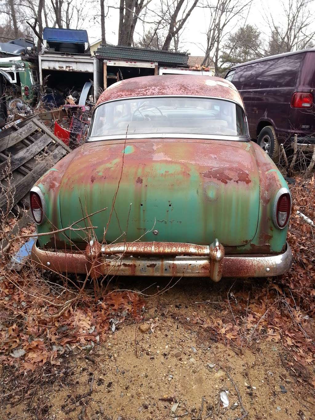 Honks Martin Road Salvage | 37 S Martin Rd, Amesbury, MA 01913, USA | Phone: (978) 388-5810