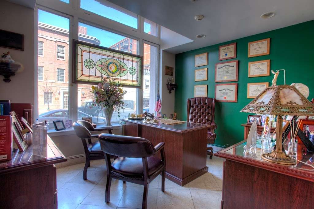 Frio Chiropractic Offices | 1321 Washington St, Hoboken, NJ 07030 | Phone: (201) 630-8477