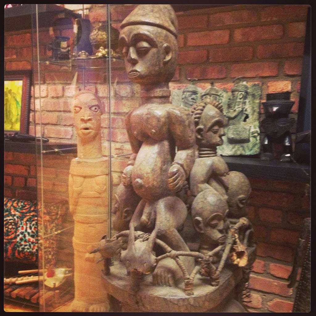 Faie African Art Gallery | 1005 E 43rd St, Chicago, IL 60653, USA | Phone: (773) 268-2889